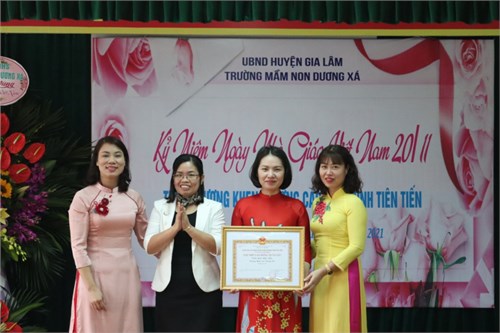 Trường Mầm non Dương Xá tổ chức kỉ niệm ngày Nhà giáo Việt Nam 20/11/2021 ,đảm bảo thực hiện các biện pháp phòng chống dịch bệnh.