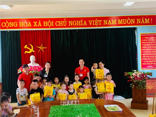 Công đoàn trường mn kim lan tổ chức kỷ niệm ngày quốc tế thiếu nhi 1/6 cho con em cbgvnv trong nhà trường