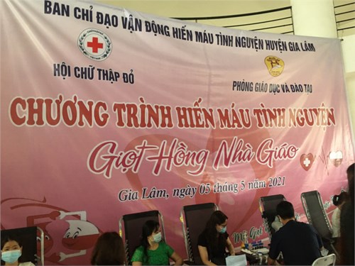 Sáng ngày 5/5/2021, tại Trung tâm văn hóa thể thao huyện Gia Lâm, Hội Chữ thập đỏ thành phố Hà Nội tổ chức Lễ phát động Tháng Nhân đạo năm 2021; Kỷ niệm Ngày Chữ thập đỏ - Trăng lưỡi liềm đỏ quốc tế 8/5. 