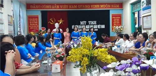 Trường MN Kim Sơn mít tinh tổ chức ôn lại ngày nhà giáo Việt Nam