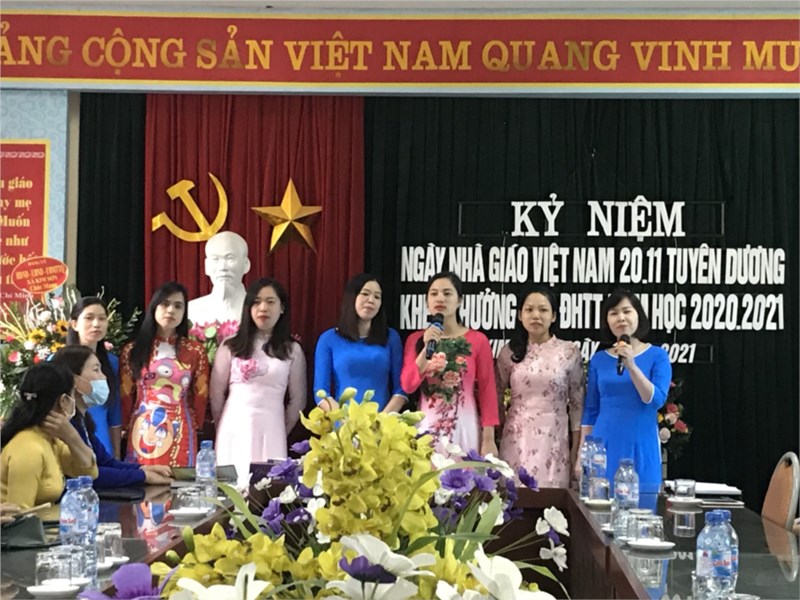 Trường MN Kim Sơn kỷ niệm Ngày nhà giáo Việt Nam 20-11, tuyên dương khen thưởng các điển hình tiên tiến, nhà giáo mẫu mực tiêu biểu năm học 2020- 2021