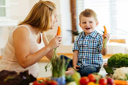 Các chất dinh dưỡng cho trẻ và 3 điều quan trọng mẹ nên biết