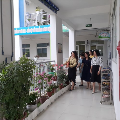 Trường MN Phú Thị đón Đoàn kiểm tra về Xây dựng môi trường văn hóa trong trường học