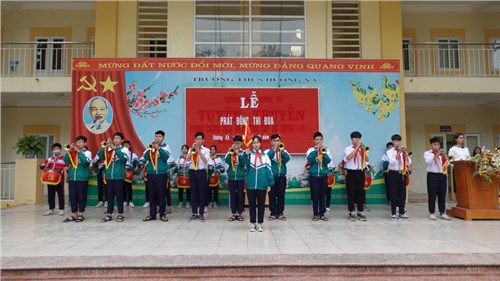 Lễ phát động thi đua chào mừng kỷ niệm 38 năm ngày Nhà giáo Việt Nam