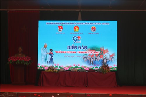 Diễn đàn “Thiếu nhi Việt Nam - Tiến bước lên Đoàn” tại Trường THCS Yên Thường