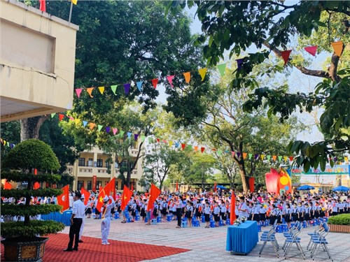 Ngày hội tựu trường- Lễ khai giảng năm học mới 2020-2021 của thầy và trò Trường tiểu học Đa Tốn.