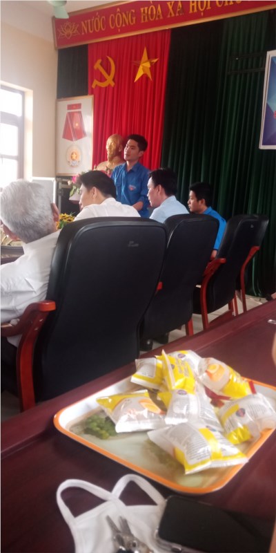 Đoàn Thanh niên Trường TH Đông Dư tham dự buổi meeting kỉ niệm 89 năm ngày thành lập Đoàn TNCS Hồ Chí MInh của xã Đông Dư