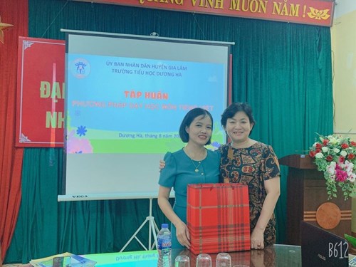 Trường Tiểu học Dương Hà tổ chức tập huấn phương pháp dạy học môn Tiếng Việt