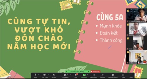 Học sinh khối 5 hào hứng đón chào năm học mới