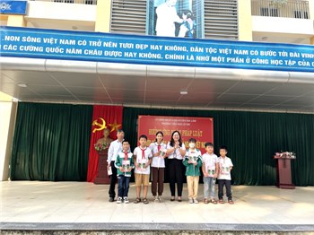 Hưởng ứng ngày Pháp luật nước Cộng hòa xã hội chủ nghĩa Việt Nam