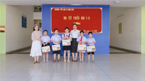Trường tiểu học Lê Ngọc Hân tổ chức chương trình vui Tết thiếu nhi