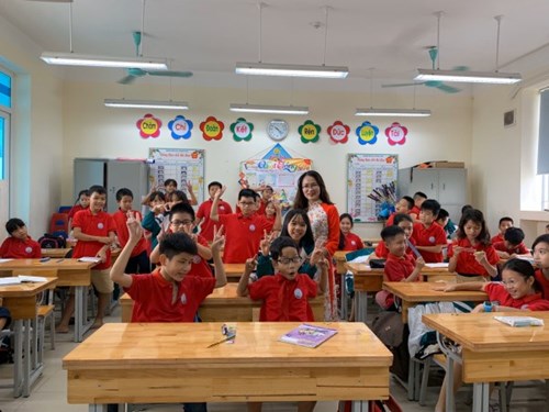 Gương người tốt việc tốt - Cô giáo Nguyễn Thị Tuyết