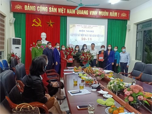 Gặp mặt kỷ niệm ngày Nhà giáo Việt Nam 20/11/2021 