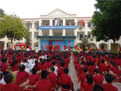 Lễ kỉ niệm ngày Nhà giáo Việt Nam, tuyên dương khen thưởng tập thể, cá nhân tiêu biểu 