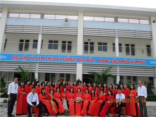 Hội nghị Cán bộ, công nhân viên chức trường Tiểu học Trung Thành năm học 2020 - 2021
​