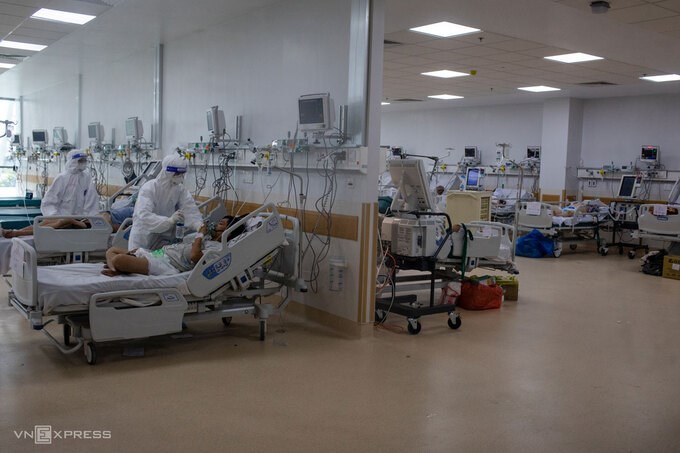  Đã có mất mát với y bác sĩ tuyến đầu 