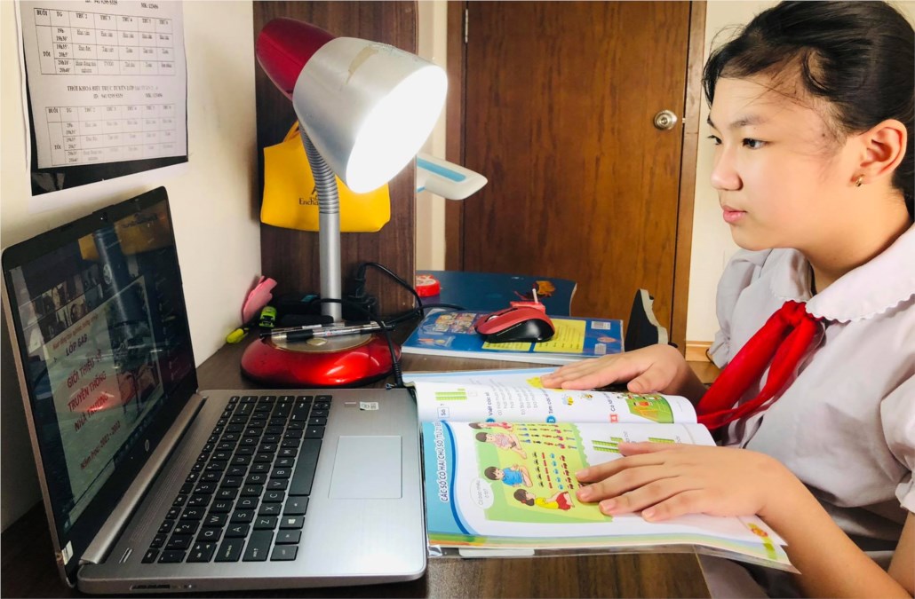 Hơn 1,5 triệu học sinh thiếu thiết bị học trực tuyến