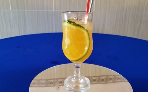 Bật mí cách pha nước cam chuẩn nhất, không bị đắng