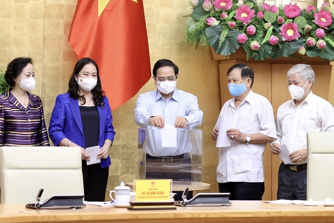 Thủ tướng phát động phong trào thi đua đặc biệt chống dịch Covid-19