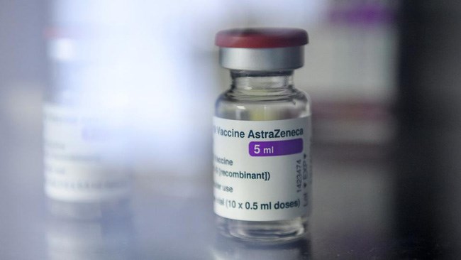 Bộ Y tế trả lời về đề xuất rút ngắn khoảng cách tiêm mũi 2 vaccine AstraZeneca với người đã tiêm mũi 1